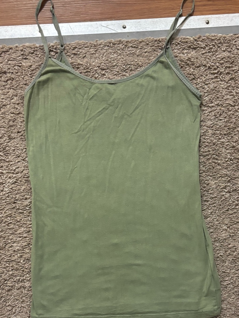 Time and Tru Woman’s XS Olive Green Slim Camisole Tank Like New Condition